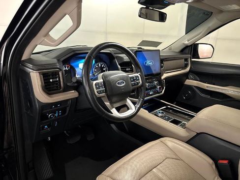 Certified 2024 Ford Expedition Limited RWD image 4
