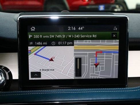 Used 2020 Lincoln Corsair Reserve image 17