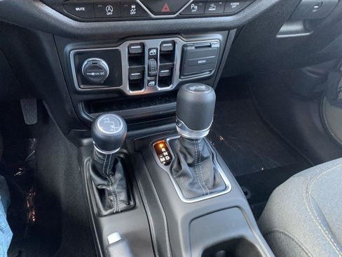 New 2025 Jeep Wrangler Sport S image 15