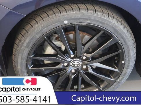 Used 2021 Toyota Camry XSE AWD/4WD image 9
