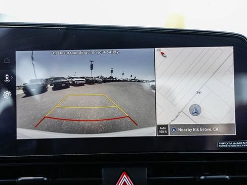 Certified 2025 Hyundai Elantra SEL FWD image 19