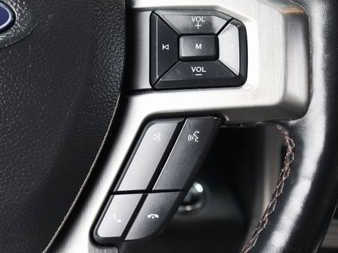 Used 2022 Ford F250 Platinum w/ FX4 Off-Road Package image 27