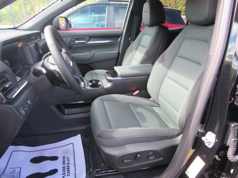 New 2026 GMC Terrain AT4 w/ LPO, Floor Liner Package image 12