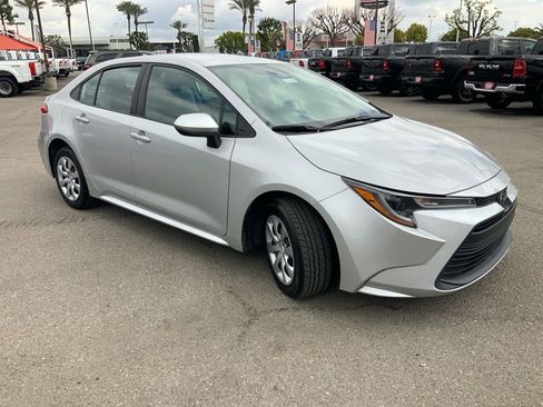 Used 2024 Toyota Corolla LE image 4
