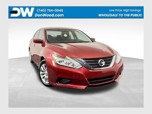 Used 2016 Nissan Altima 2.5 S w/ Power Driver Seat Package FWD image 1