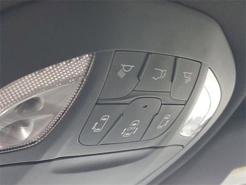 Certified 2020 Chrysler Pacifica Touring-L image 30