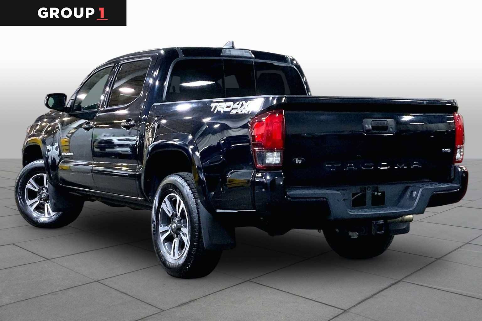 Certified 2019 Toyota Tacoma TRD Sport w/ Technology Package AWD/4WD image 12