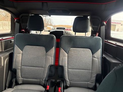 Certified 2022 Ford Bronco Outer Banks w/ Sasquatch Package image 28