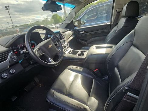 Used 2017 Chevrolet Suburban LT AWD/4WD image 5