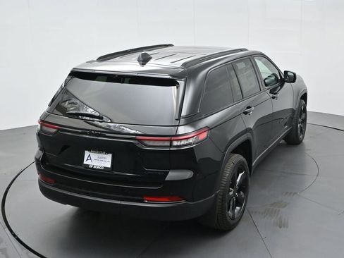 New 2025 Jeep Grand Cherokee Limited w/ Luxury Tech Group II image 53