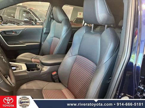 Used 2024 Toyota RAV4 XSE w/ Weather Package AWD/4WD image 14