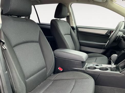 Used 2018 Subaru Outback 2.5i image 17