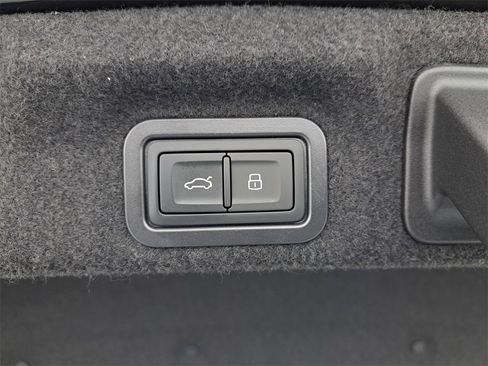 New 2026 Audi A6 Premium Plus image 32