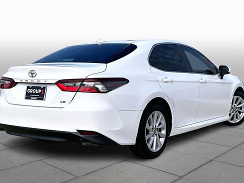 Used 2021 Toyota Camry LE image 11