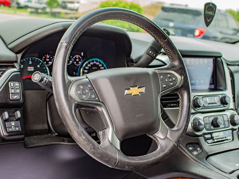 Used 2017 Chevrolet Suburban Premier AWD/4WD image 23