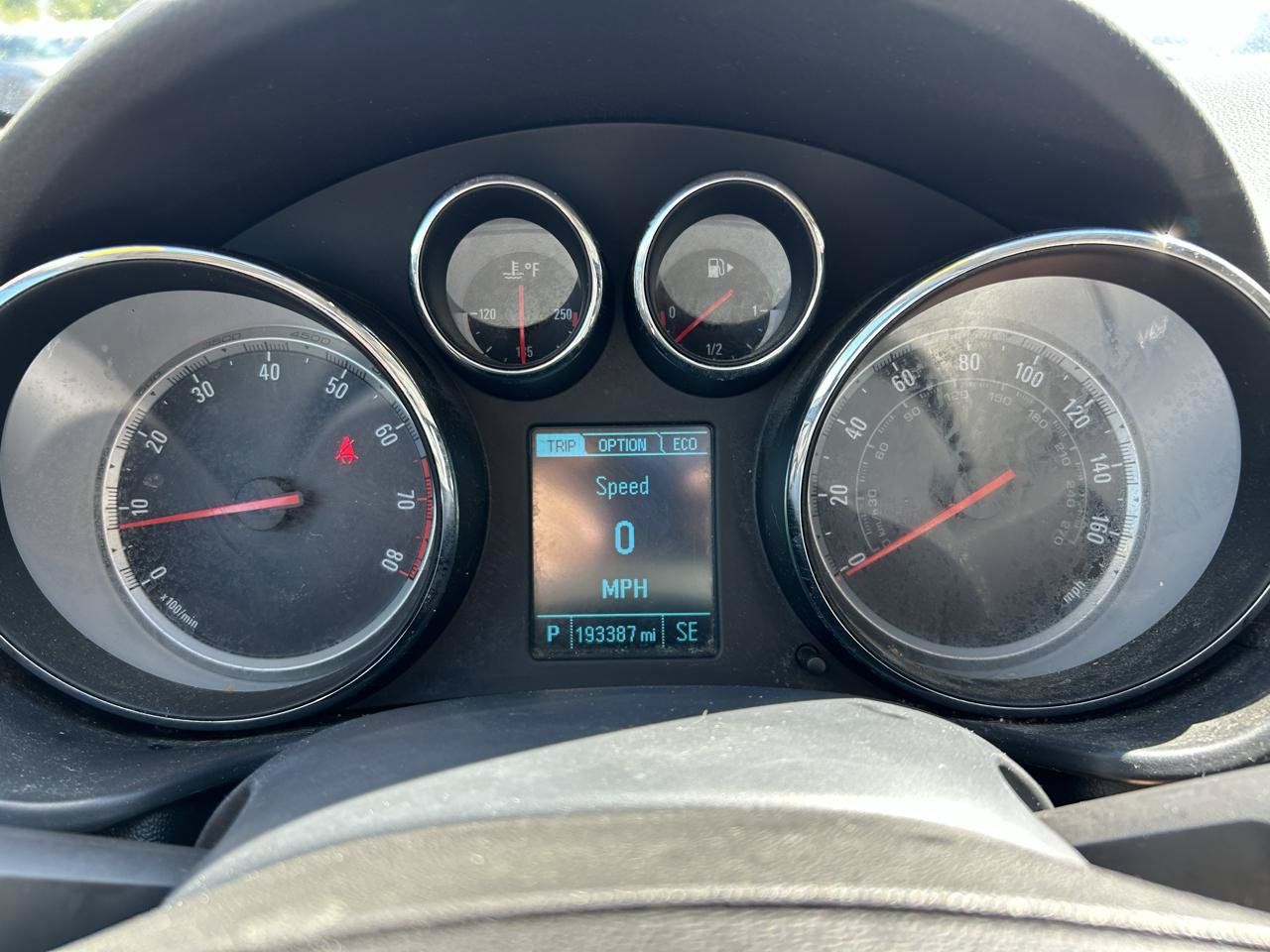Used 2013 Buick Regal Premium FWD image 20