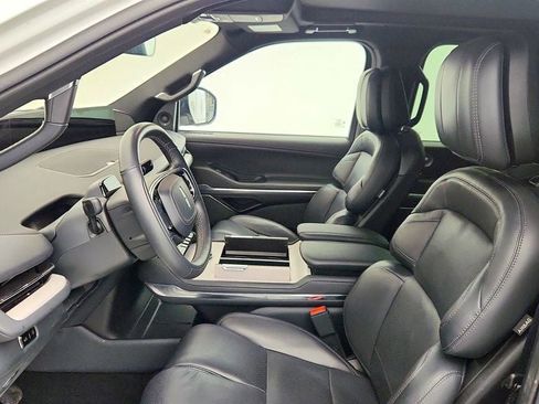 Used 2025 Lincoln Navigator Reserve w/ Jet Appearance Package image 22