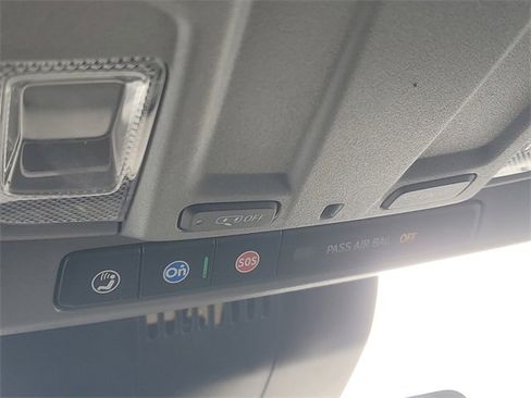 Used 2024 Chevrolet Silverado 2500 LT w/ Convenience Package image 31