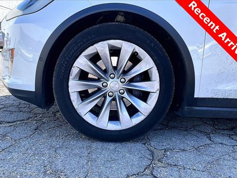 Used 2017 Tesla Model X 100D image 8