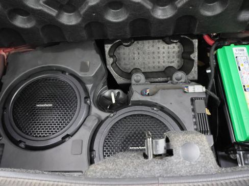 Used 2018 Dodge Challenger SRT Hellcat image 27