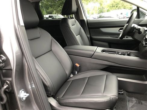 Certified 2025 Nissan Murano SL image 20