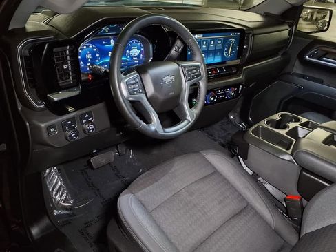 Certified 2023 Chevrolet Silverado 1500 RST AWD/4WD image 4
