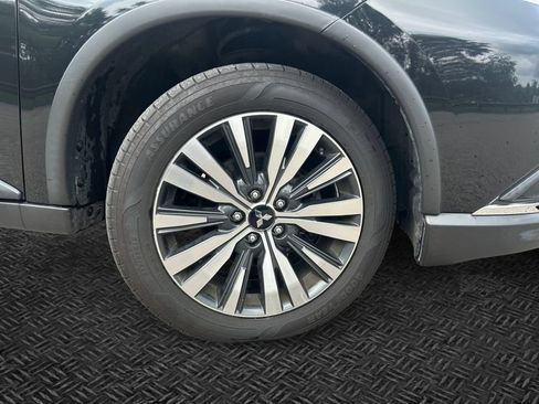 Used 2020 Mitsubishi Outlander GT AWD/4WD image 11