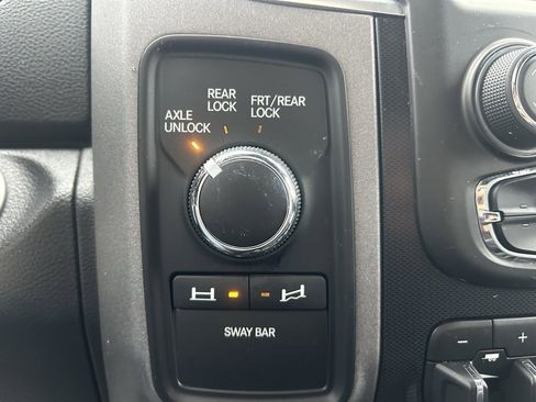 Used 2018 RAM 2500 Power Wagon w/ Comfort Group image 19