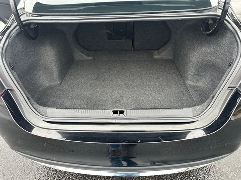 Used 2015 Chrysler 200 Limited w/ Convenience Group image 23