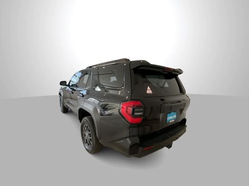 Used 2025 Toyota 4Runner SR5 AWD/4WD image 6
