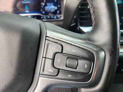 Used 2025 Chevrolet Silverado 1500 LT image 14