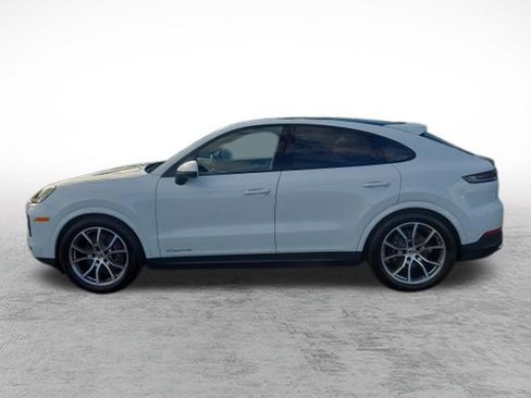 Used 2025 Porsche Cayenne Coupe AWD/4WD image 9