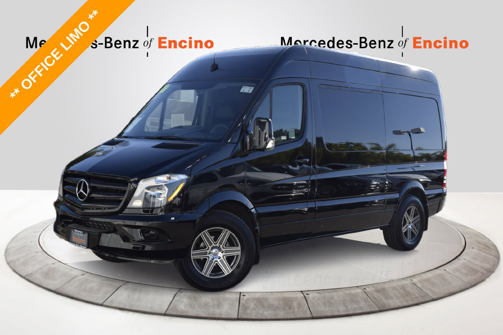 Used 2017 Mercedes-Benz Sprinter 2500 image 1