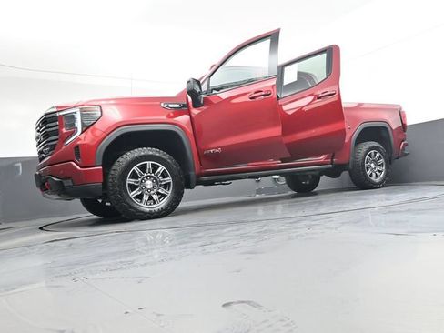 Used 2024 GMC Sierra 1500 AT4 w/ Technology Package AWD/4WD image 42