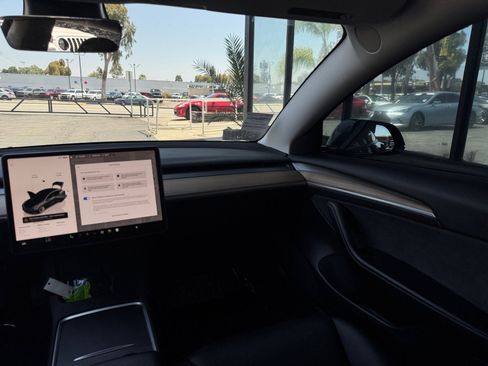 Used 2022 Tesla Model 3 Standard Range RWD image 16