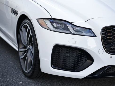 New 2024 Jaguar XF R-Dynamic SE image 17