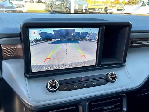 Certified 2022 Ford Maverick Lariat w/ Equipment Group 500A Standard image 22