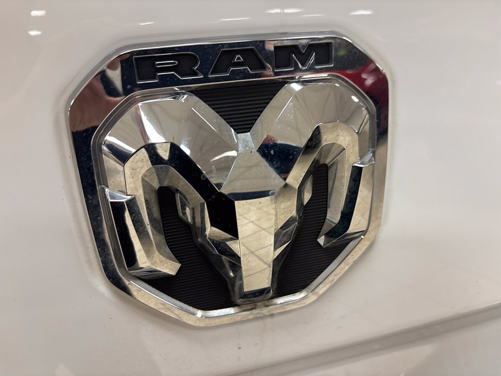 Used 2022 RAM 2500 Laramie w/ Snow Chief Group AWD/4WD image 7