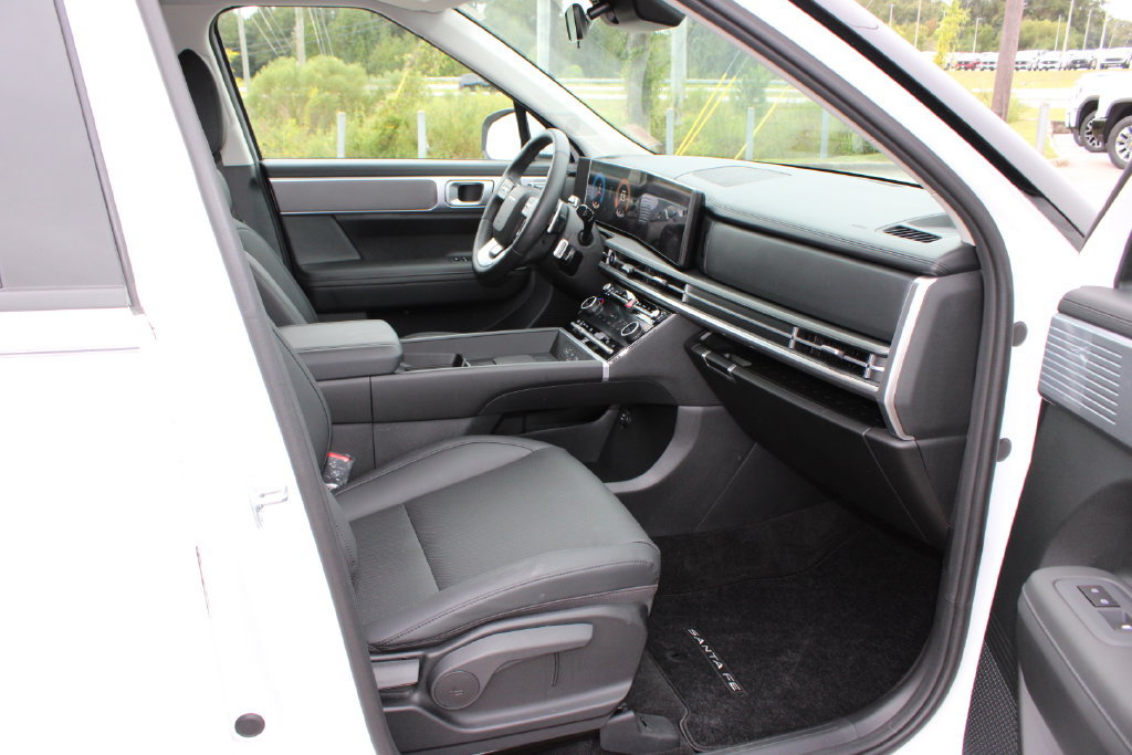 Used 2026 Hyundai Santa Fe SEL AWD/4WD image 10