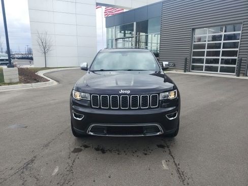 Used 2020 Jeep Grand Cherokee Limited image 2