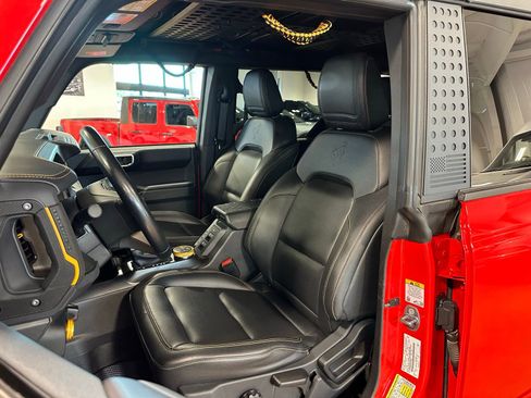 Used 2024 Ford Bronco Badlands image 17