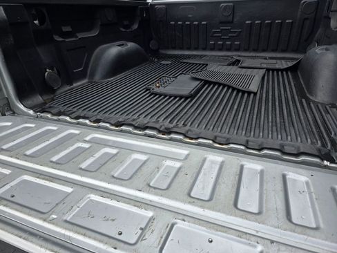 Used 2017 Chevrolet Silverado 1500 LT w/ Texas Edition image 17