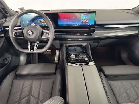 Used 2025 BMW 530i xDrive 530i xDrive w/ M Sport Package image 5