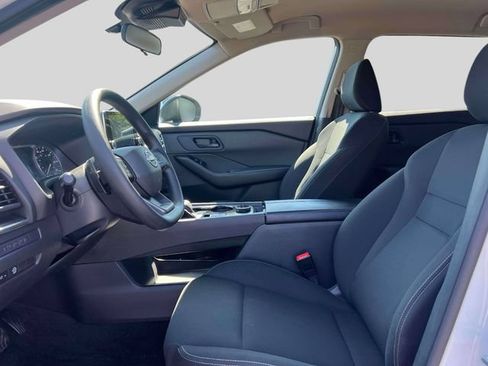 Certified 2025 Nissan Rogue S AWD/4WD image 17