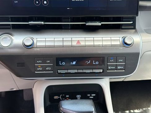 Used 2024 Hyundai Kona SEL FWD image 15