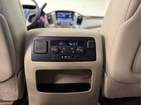 Used 2016 GMC Yukon Denali w/ Open Road Package AWD/4WD image 27