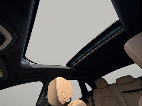 Used 2021 Porsche Macan S image 60