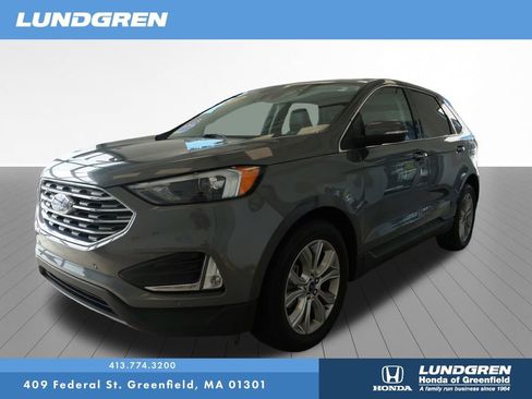 Used 2022 Ford Edge Titanium image 3