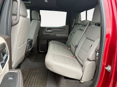 Used 2025 Chevrolet Silverado 1500 LTZ w/ LTZ Premium Package AWD/4WD image 13