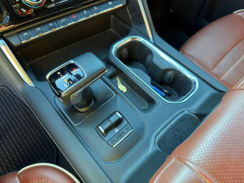 Used 2023 GMC Sierra 1500 Denali Ultimate image 31